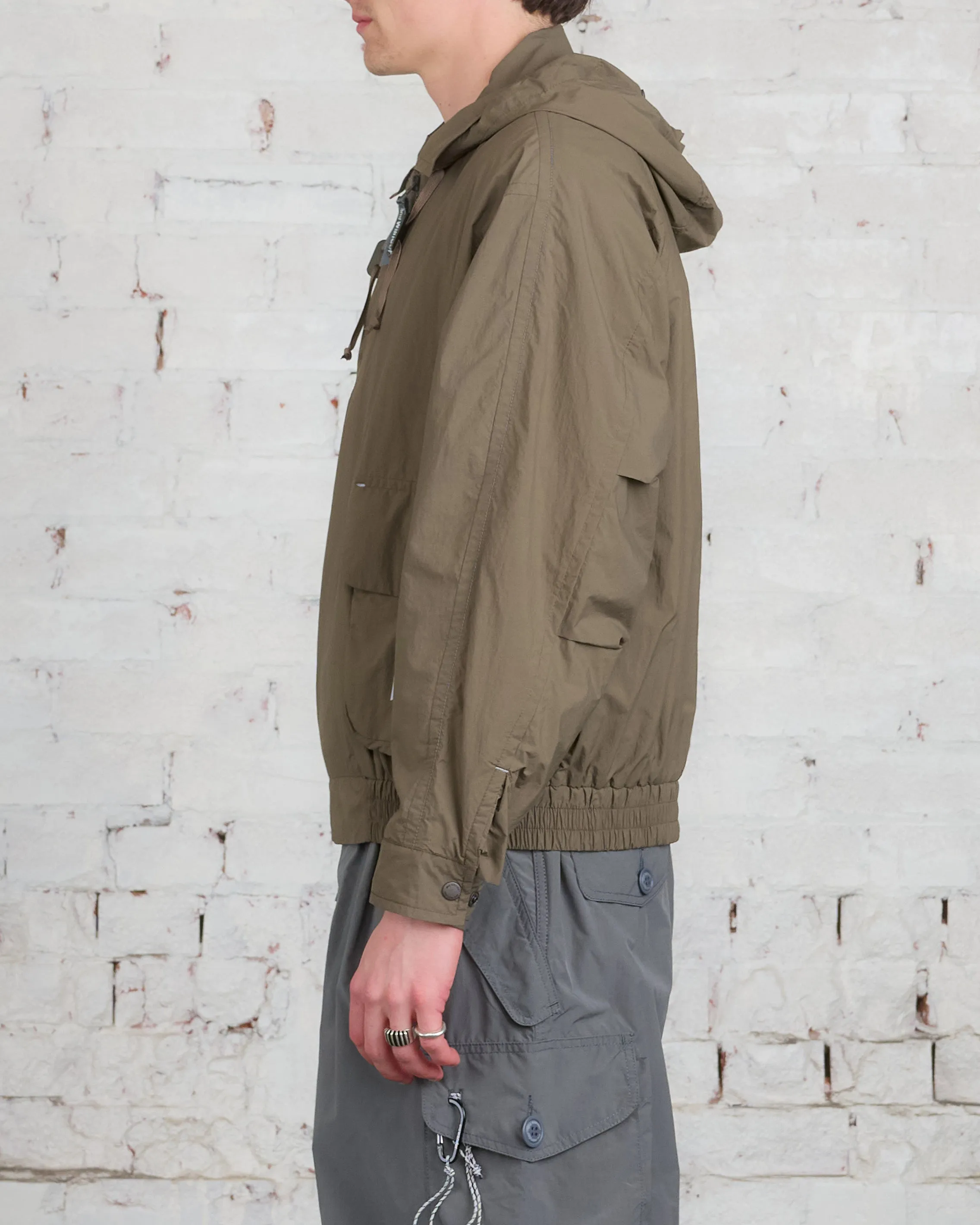 and wander Water Repellent Light Jacket Khaki