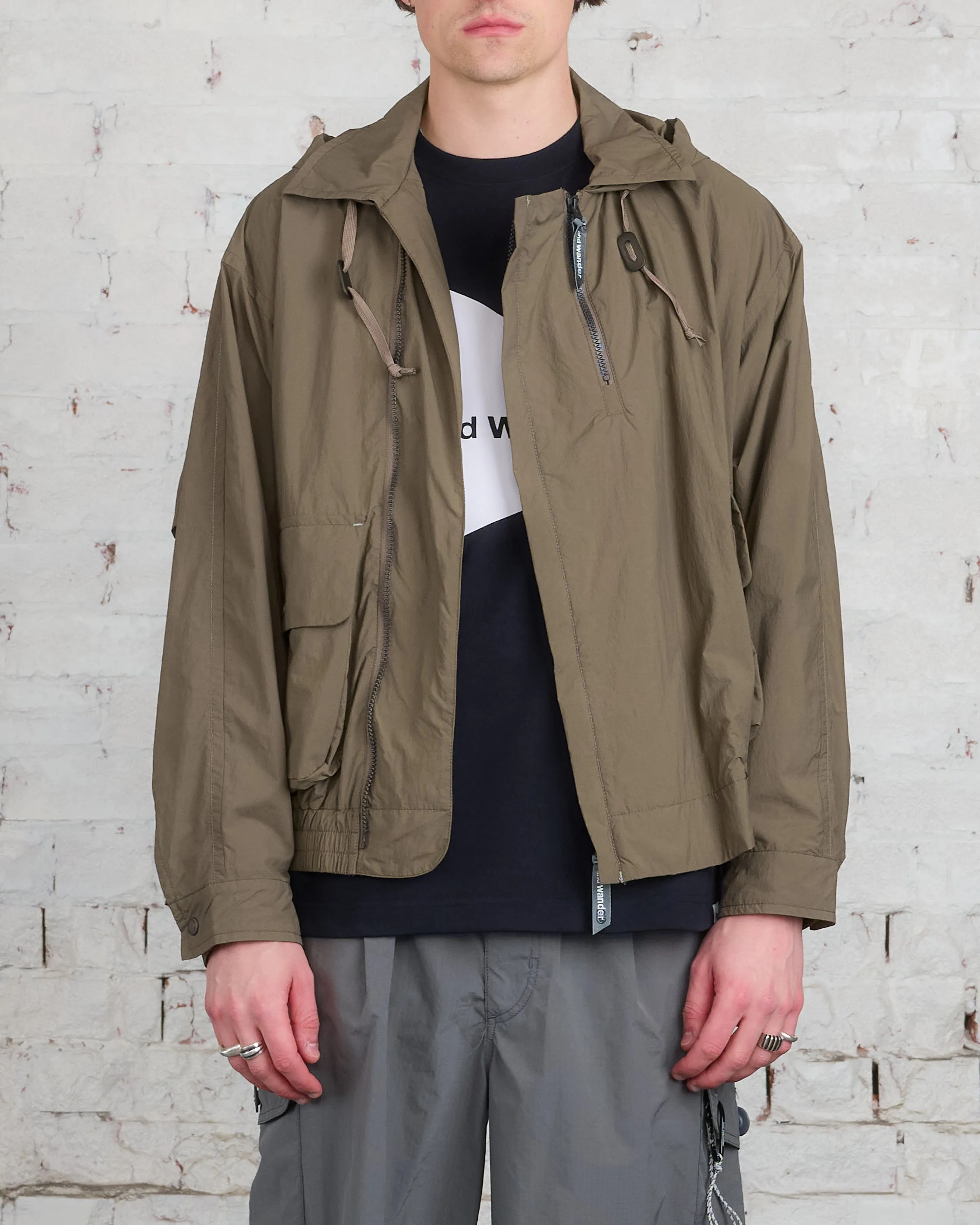 and wander Water Repellent Light Jacket Khaki