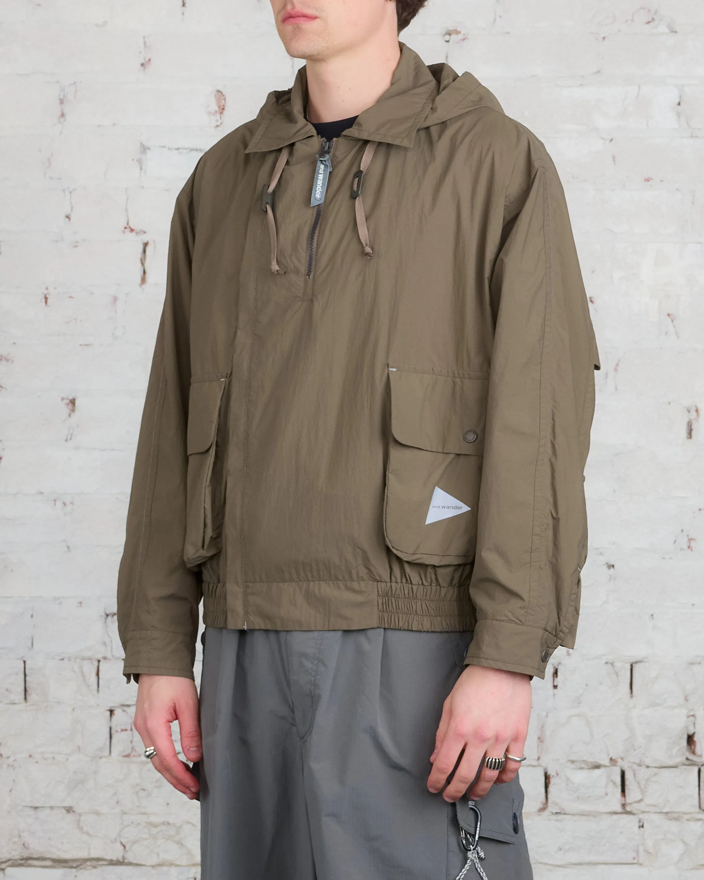 and wander Water Repellent Light Jacket Khaki