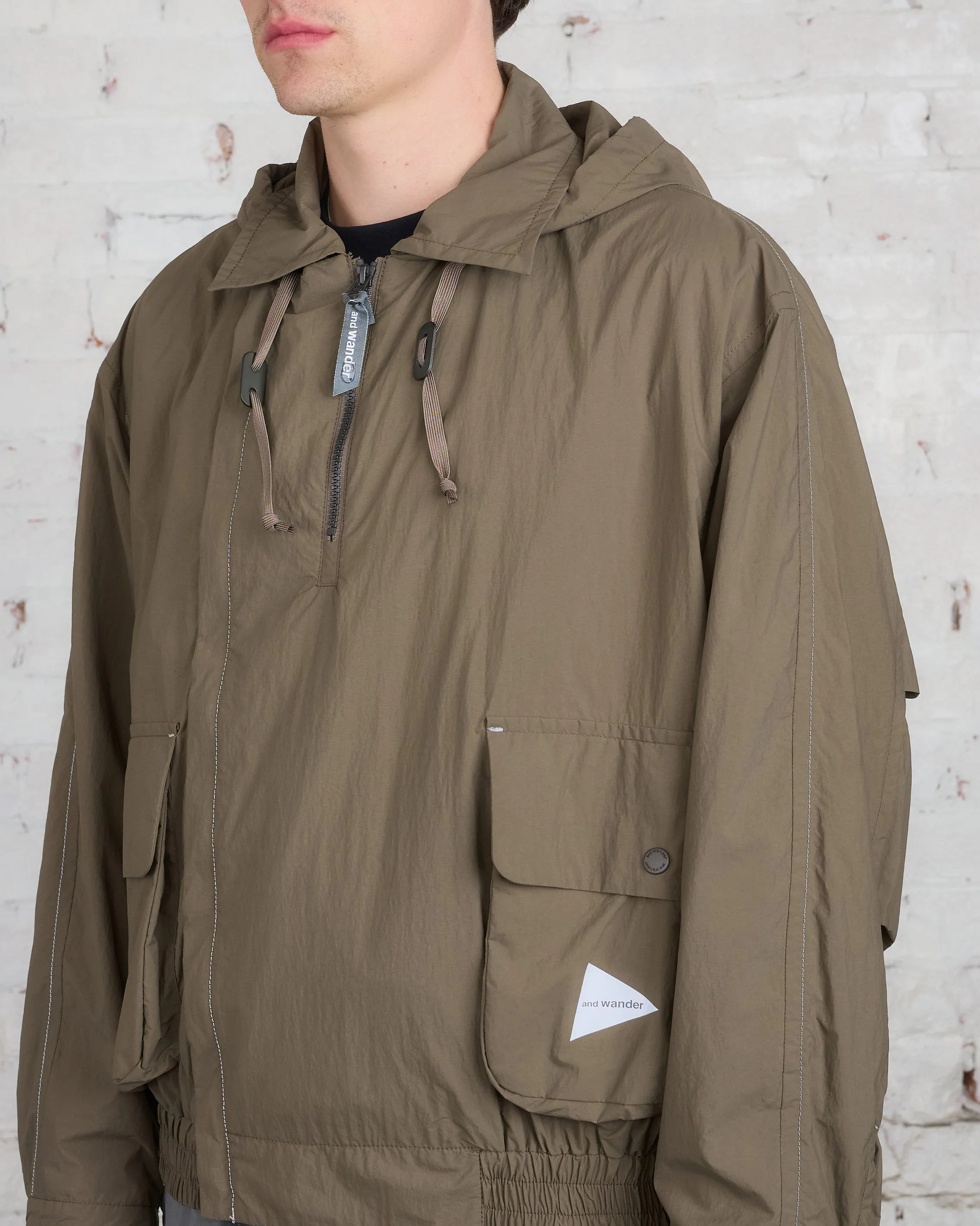 and wander Water Repellent Light Jacket Khaki