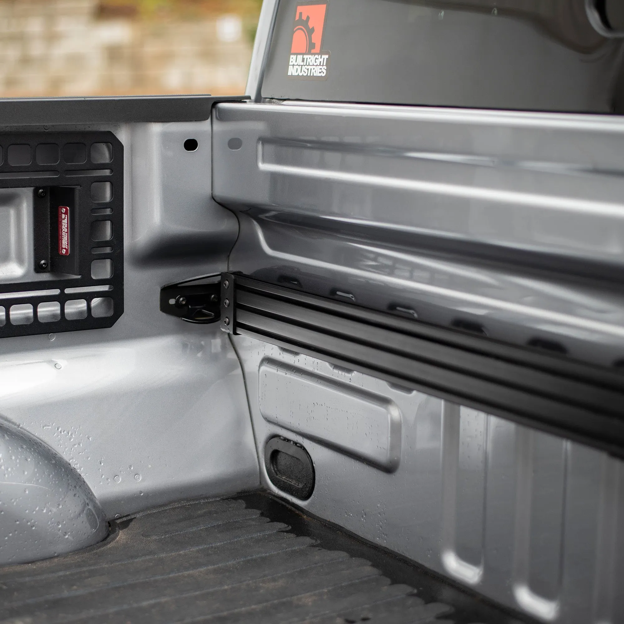 Bulkhead Accessory Rail System | Ford F-150 & Raptor, 5.5ft Bed (2015 )