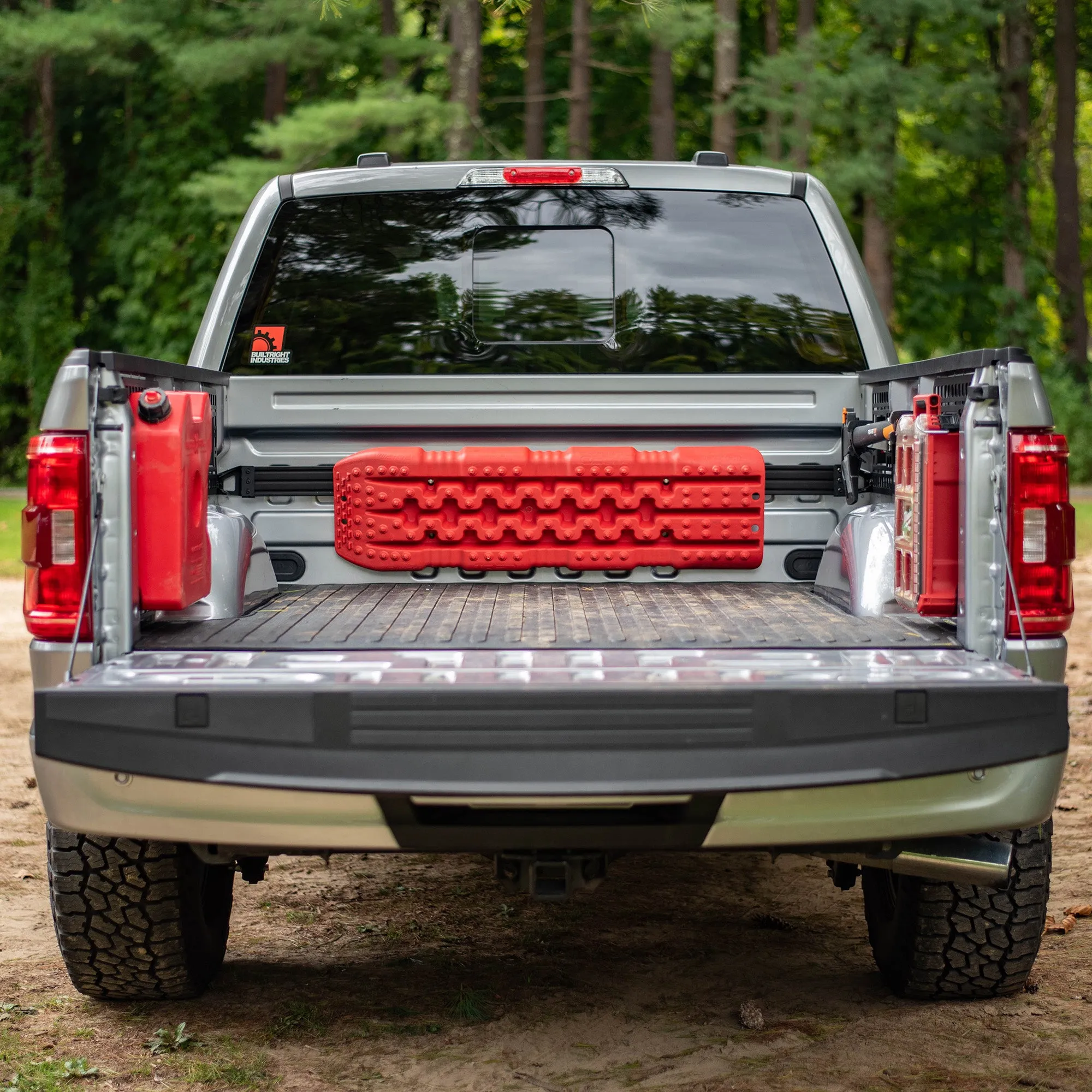 Bulkhead Accessory Rail System | Ford F-150 & Raptor, 5.5ft Bed (2015 )