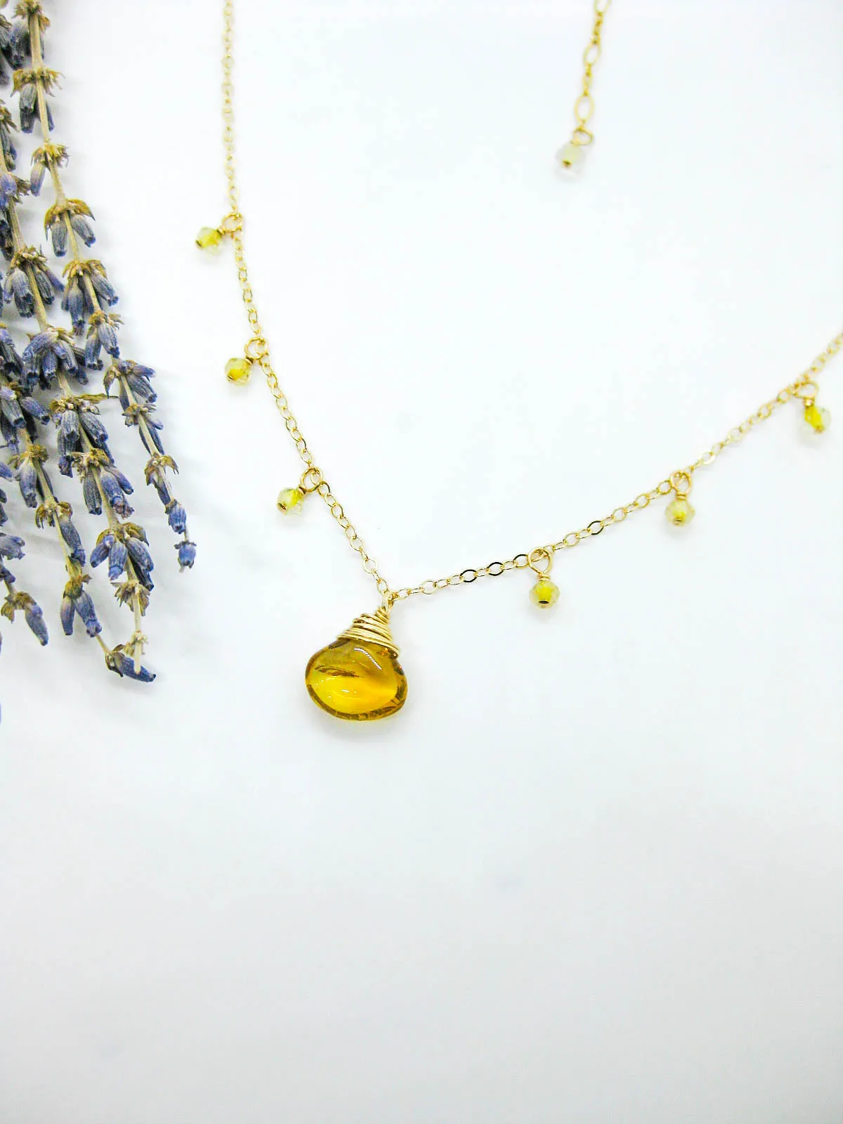 Chamomile: Citrine Necklace - n600