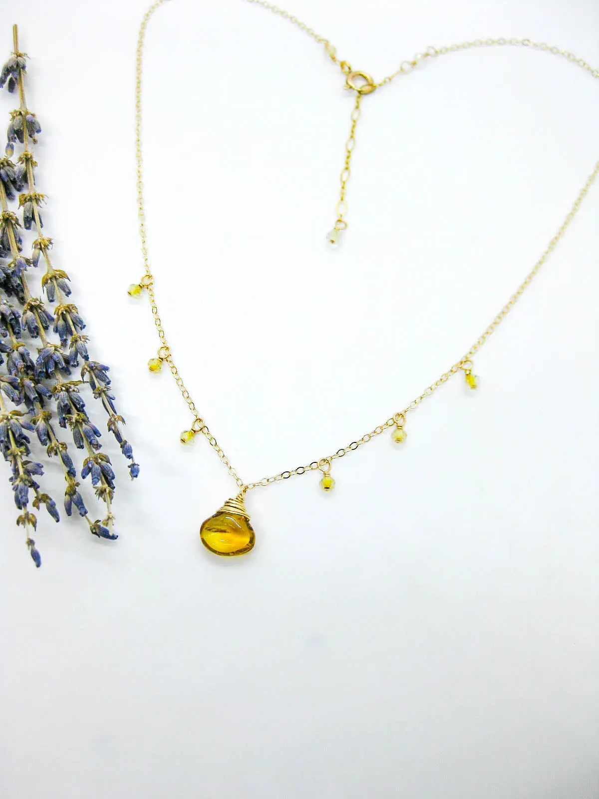 Chamomile: Citrine Necklace - n600