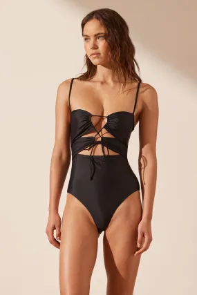 DAIQUIRI LACE FRONT ONE PIECE - BLACK