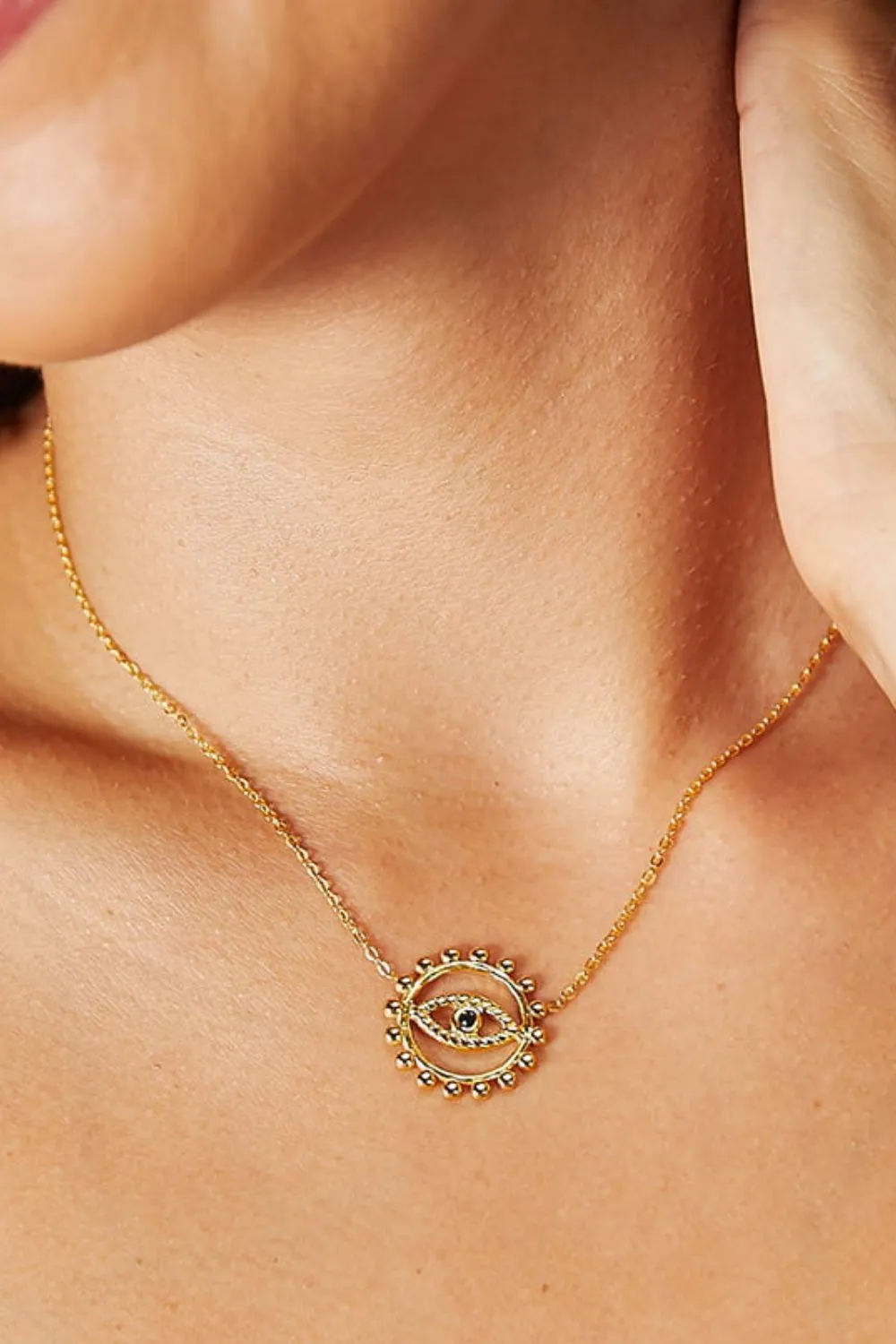 Eye Pendant Necklace