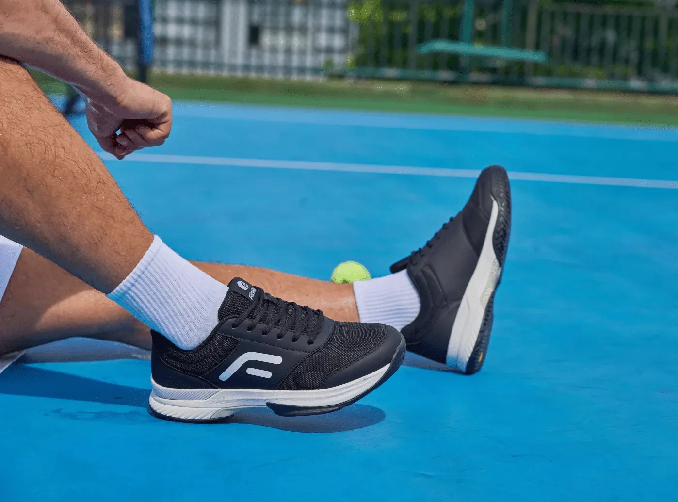 FitVille Men's Court Tennis Amadeus V3