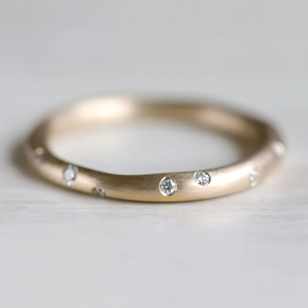 Full Eternity Round Sculpted Diamond Stacking Ring •