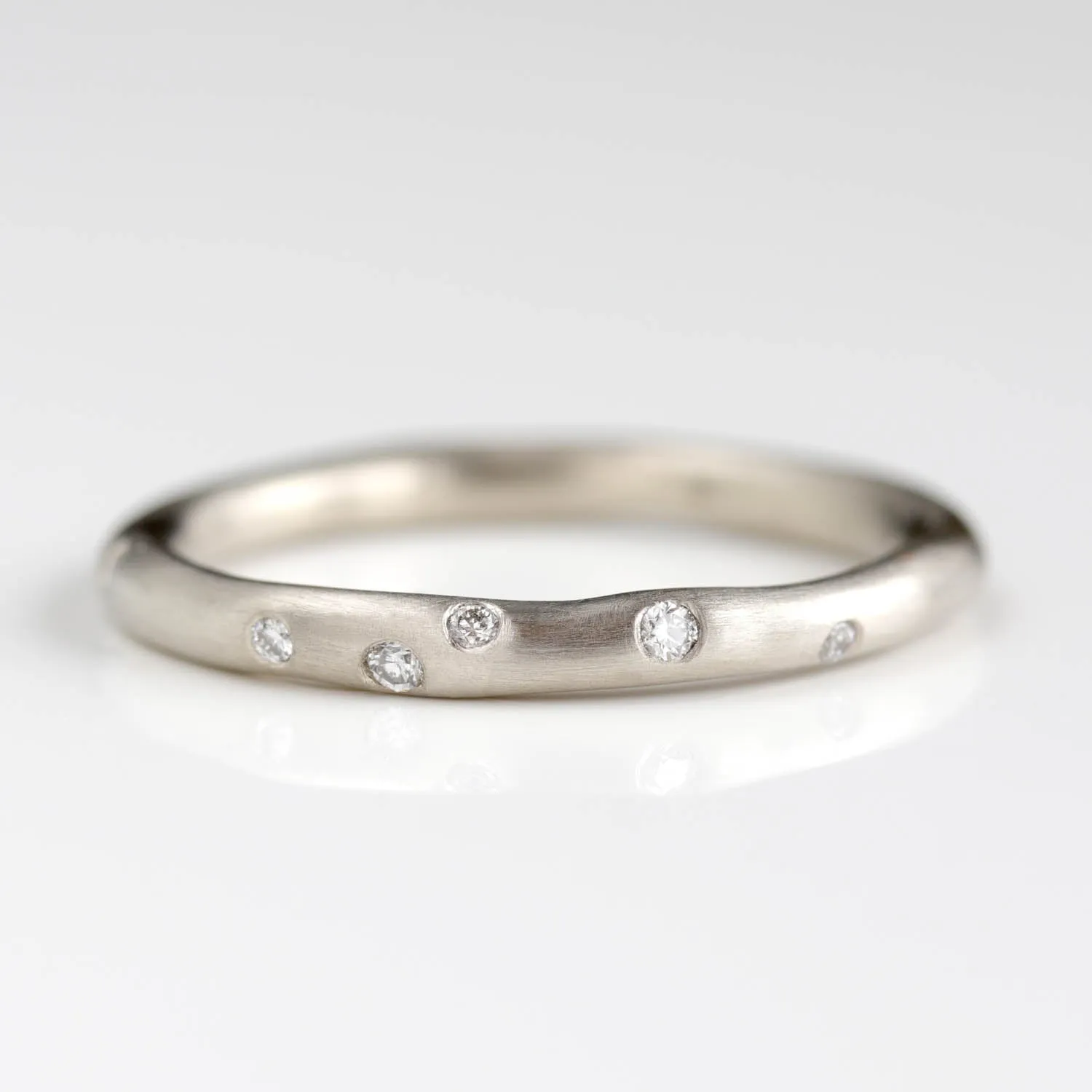 Full Eternity Round Sculpted Diamond Stacking Ring •