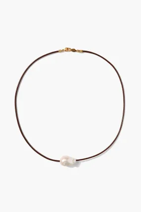 Isla Pearl Necklace Brown