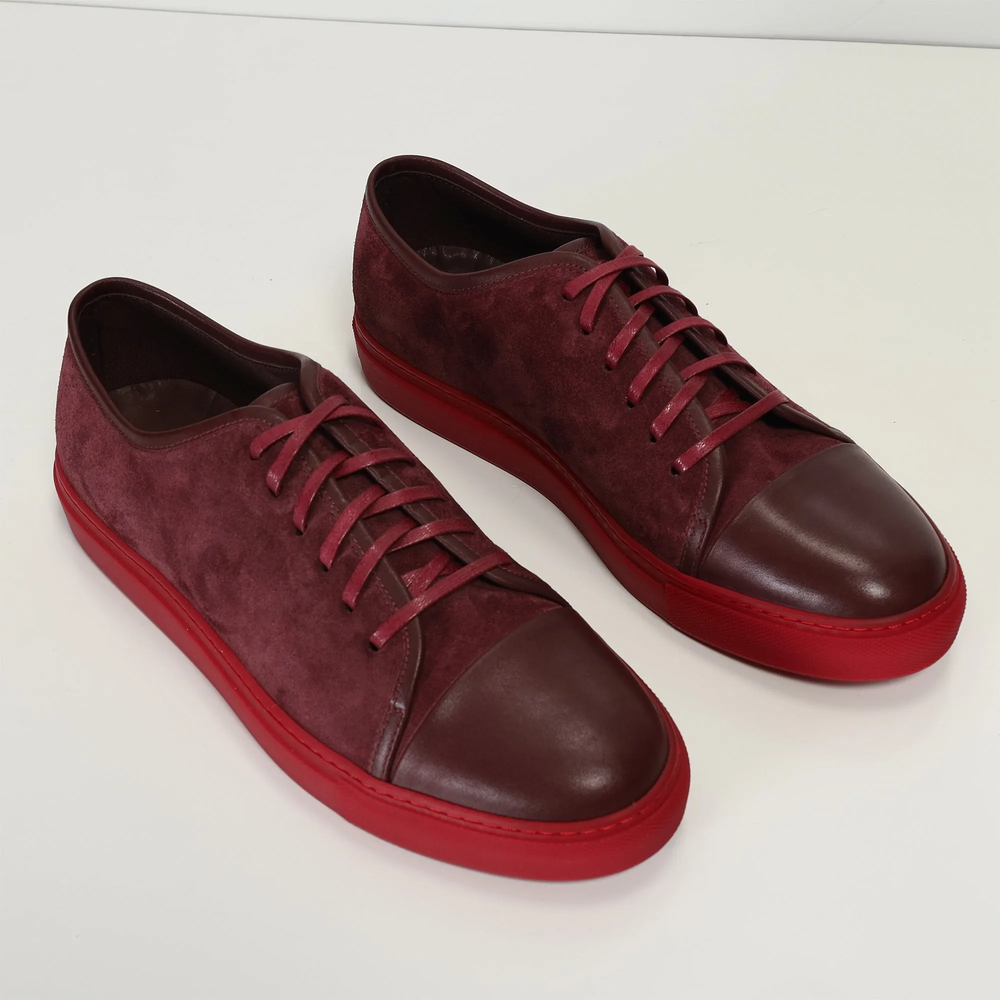 Leather and Suede Court Sneakers - Burgundy Red