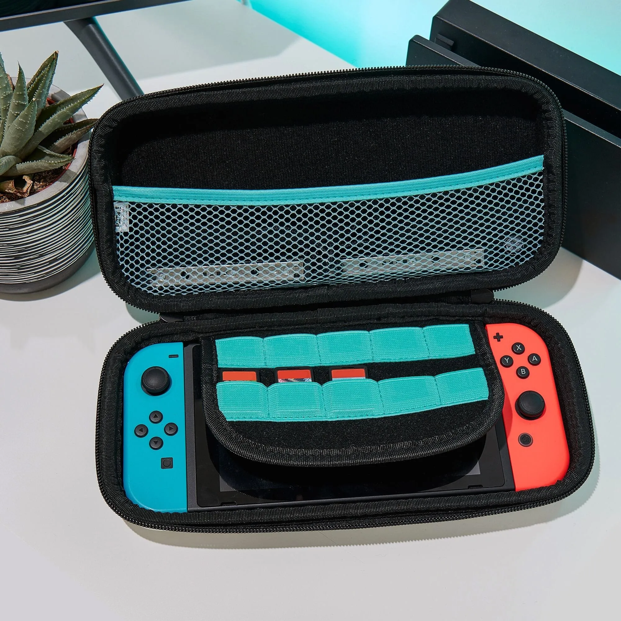 Official Fortnite Switch Case Llama 2024