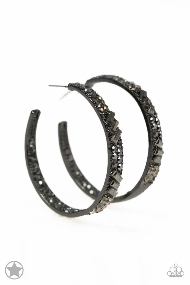 Paparazzi Accessories  - GLITZY By Association #E89 Bin - Black Earrings