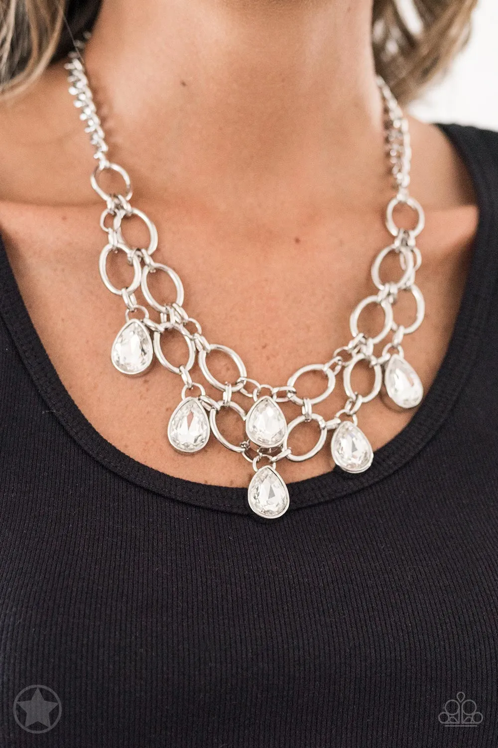 Paparazzi Accessories  - Show-Stopping Shimmer #N891 Box 9 - White Necklace