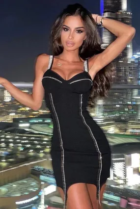 ROCHIE ‘PORTJARTIER’ -Rochie scurta neagra cu cupe si detalii pietre stralucitoare