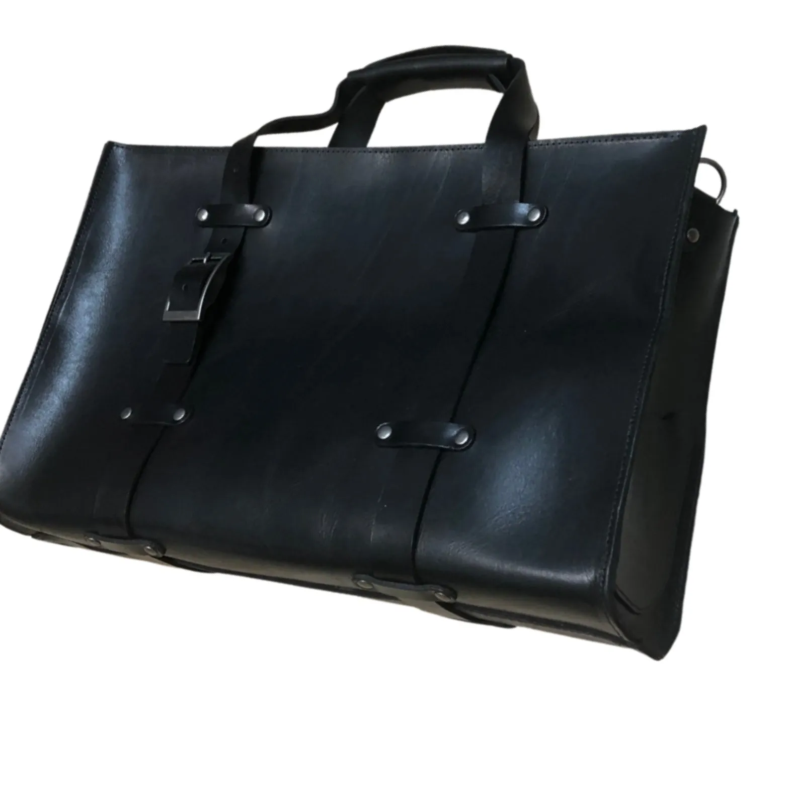 UB06b BRIEFCASE