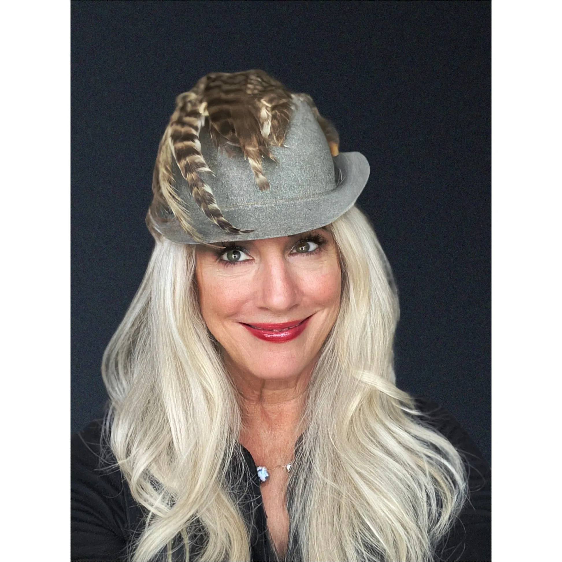 Vintage 1930s Knox  Cloche Hat Bird Head Pheasant Feathers Gray Felt XS Sherlock